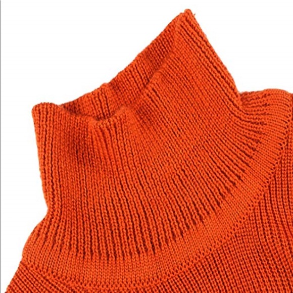 Blogger Style Mock neck - NWT - Picture 5 of 7